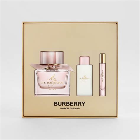 free sample burberry blush|Burberry blush gift set.